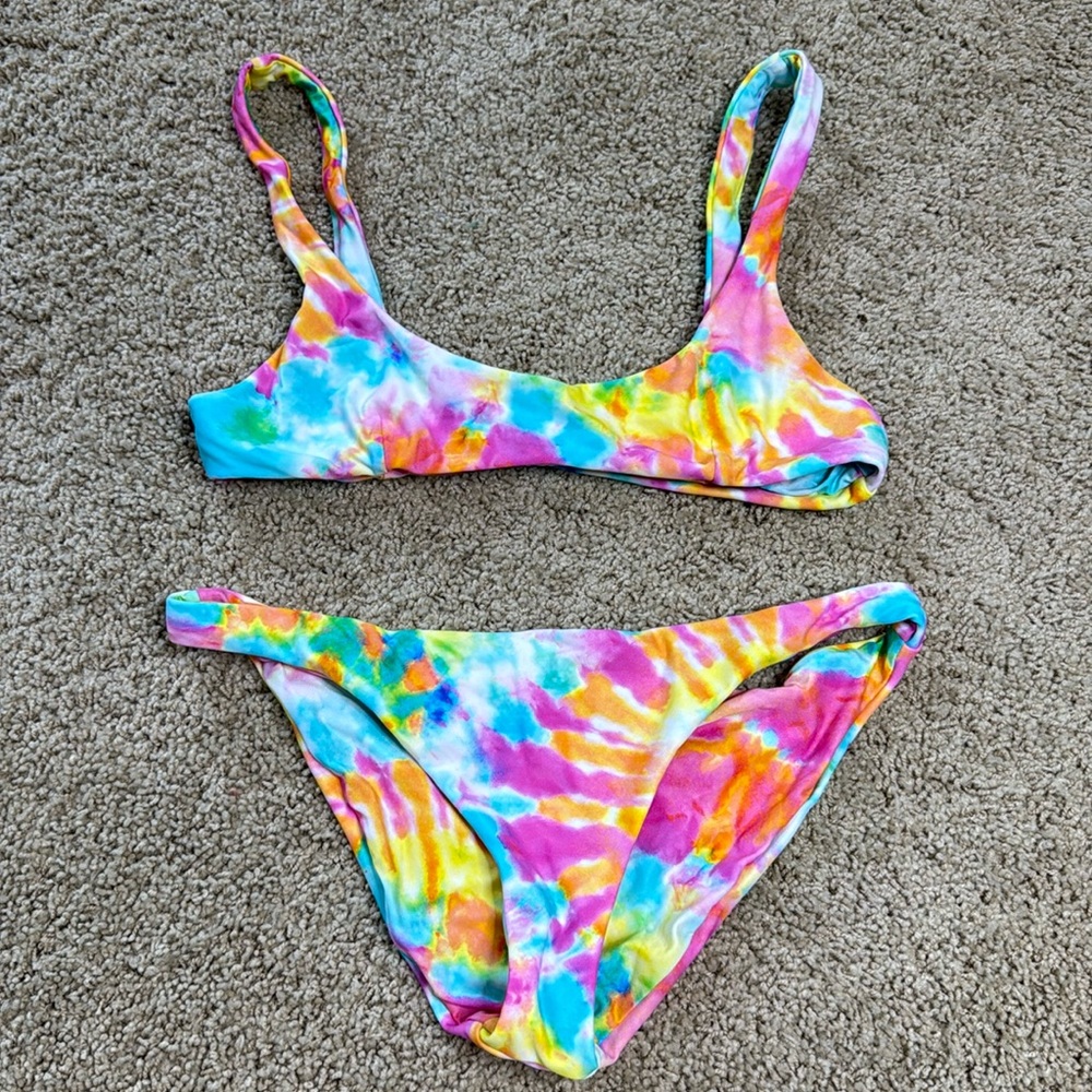 It’s now cool bikini from Ophelia’s